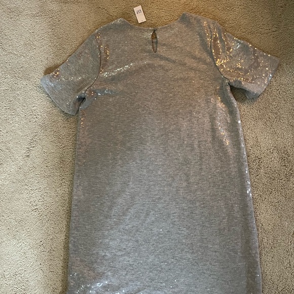Brand New GAP Silver Sequin Tee Dress - Picture 2 of 3
